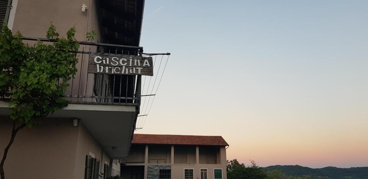 Cascina Brichat Alta Langa Serravalle delle Langhe Exterior photo