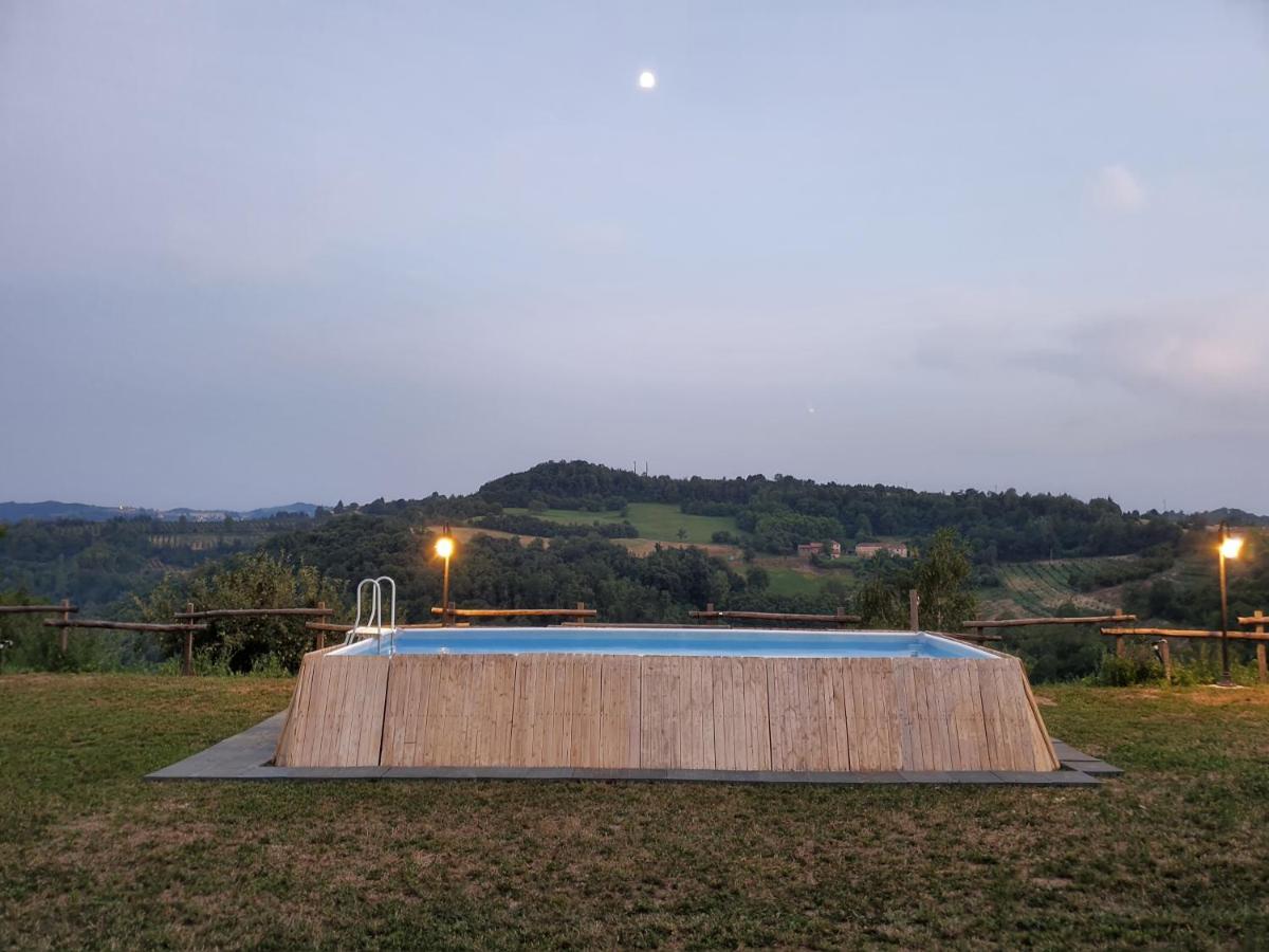 Cascina Brichat Alta Langa Bed & Breakfast Serravalle delle Langhe Exterior photo