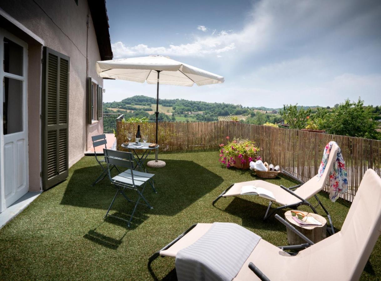 Cascina Brichat Alta Langa Bed & Breakfast Serravalle delle Langhe Exterior photo